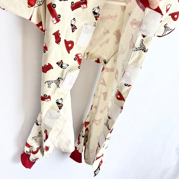 PETRAGEOUS | 🚒🐶 Fire Truck Dalmatians Print Dog Clothing Doggie One-Piece NWOT - Picture 9 of 9